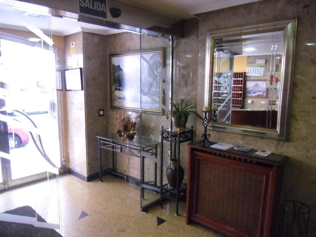 Hostal Don Suero Леон Екстериор снимка